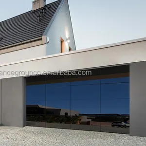 Nouveau design de porte de garage moderne en aluminium trempé à pleine vue à prix réduit pour portes de garage à panneaux en plexiglas miroir