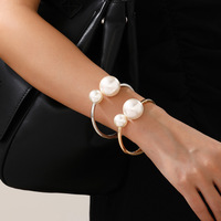 Pulsera de perlas de moda para mujer europea americana, brazaletes de moda chapados en oro simples, joyería Popular de comercio exterior, superventas