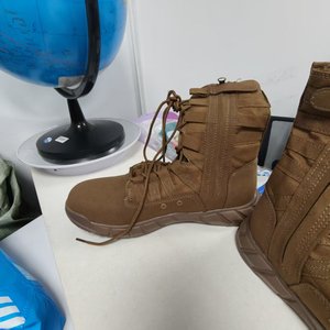 Bottes tactiques mi-mollet TSB4 Super Summer respirantes marron café, chaussures de randonnée, de camping et de sport, baskets tactiques. - Product Image 5