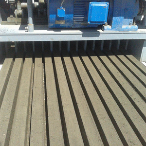 Tumpukan Beton Diperkuat <span class=keywords><strong>Precast</strong></span>/Mesin Cetak Post - Product Image 1