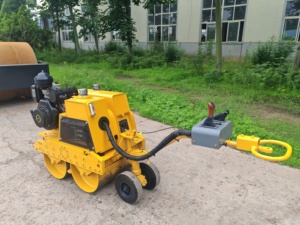 Compacteur d'asphalte et de sol entièrement hydraulique 1T, rouleau compresseur vibrant à double tambour - Product Image 2