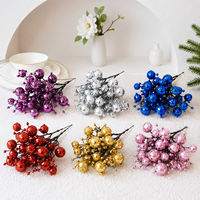 Meerkleurige Scandinavische minimalistische kerstblad-simulatie fruit-bes-slinger snoeien kerstboomdecoraties