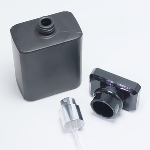 Empty Luxury Custom clear Black Hand Closed 30ml 50ml 100ml Spray Perfume <b>Bottle</b> with Pump - Product Image 3