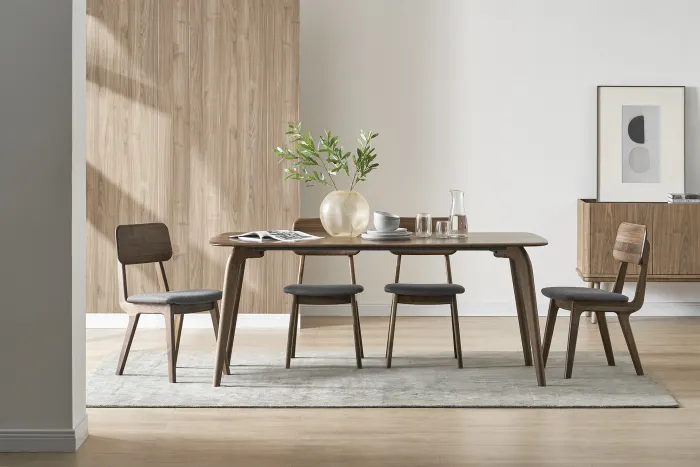 Hot Selling Home Furniture High Quality New Design Set Patio Solid Wooden Walnut Dining Table 4 Seater for Party Dinner