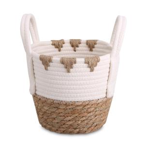 Cesta de Almacenamiento Tejida a Mano de Jacinto de Agua y Junco con Asas, Estilo Boho Rústico para Sala de Estar, Lavandería y Organizador del Hogar - Product Image 1