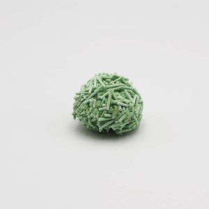 Arena ecológica para gatos de tofu de 1,5mm biodegradable desechable con sabor a té verde - Product Image 1