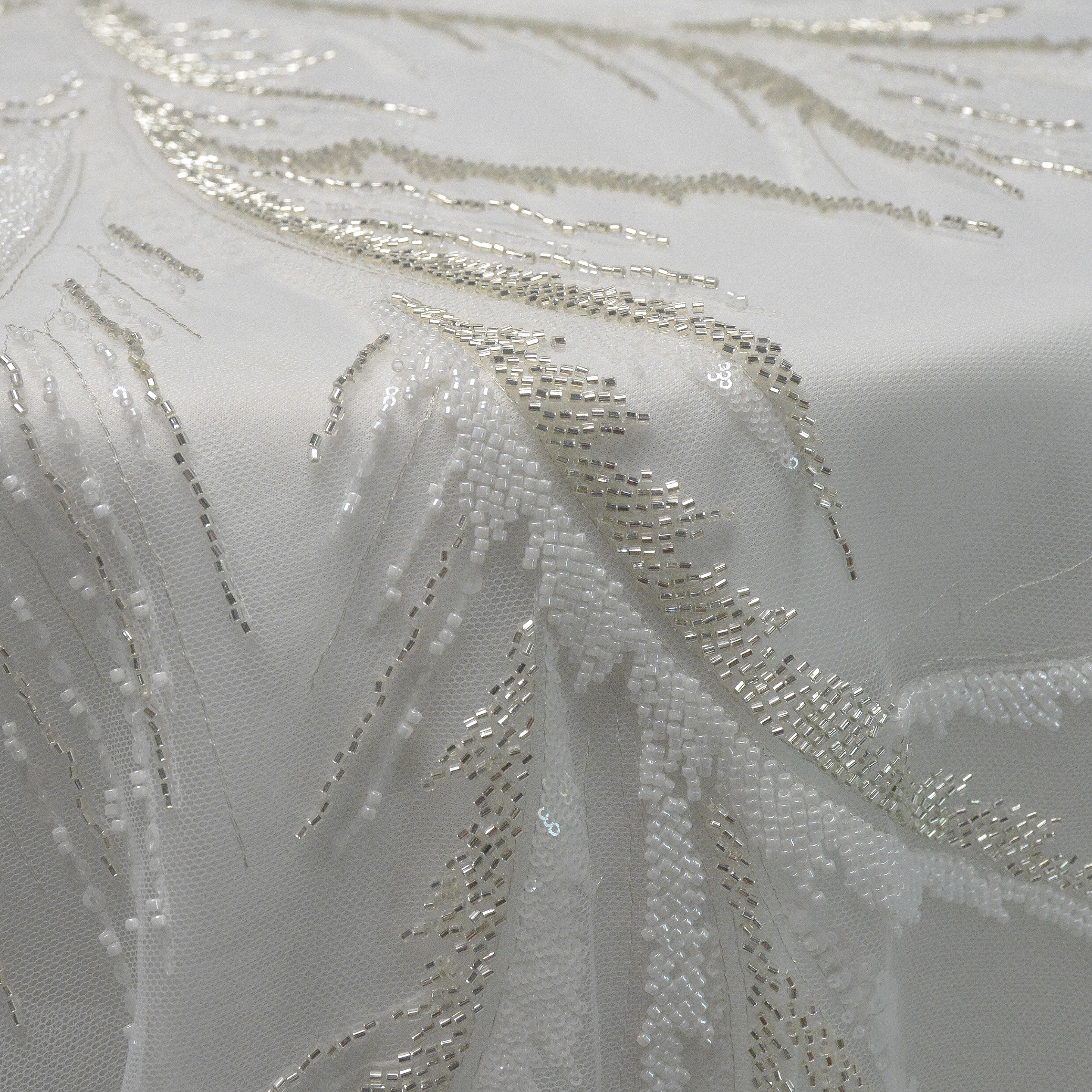 Высококачественная новейшая Тюлевая сетка, белая ткань с вышивкой блестками, кружево