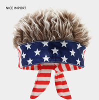 Chapeau drapeau américain marron avec perruque intégrée, écharpe décorative, étoiles et rayures, coiffe colorée pour fête de famille