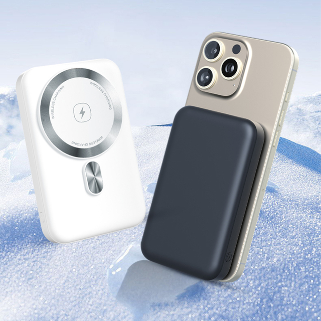 Hot Selling Newly Designed Power Banks 15W Fast Charging 10000mah Mini Wireless Magnetic Power Bank for Mobile Phone
