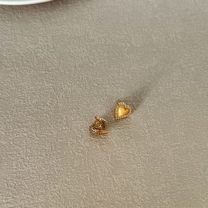Pendientes de Corazón Dylam Dainty, Chapados en Oro de 22K sobre Plata de Ley, con Circonita Cúbica 5A, Superficie Cepillada, Joyería - Product Image 4