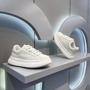 Stilvolle leichte weiße Turnschuhe Beliebte Freizeit schuhe <span class=keywords><strong>Shell</strong></span> <span class=keywords><strong>Toe</strong></span> für breite Füße Bequeme weiche Papa Schuhe Classic Mesh Herbst - Product Image 2