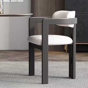 Silla <span class=keywords><strong>de</strong></span> Comedor <span class=keywords><strong>de</strong></span> Madera Maciza <span class=keywords><strong>de</strong></span> Estilo Nórdico Moderno JP con Reposabrazos, Cojín Suave y Cómodo para Uso en Hoteles, Restaurantes, Interiores o Exteriores - Product Image 3
