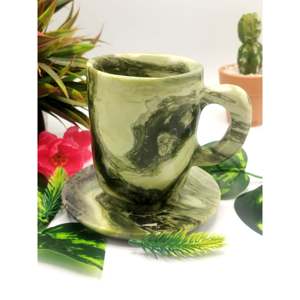 Magnifique tasse à thé et soucoupe en serpentine - UNIQUEMENT 1 tasse et 1 soucoupe - Product Image 1