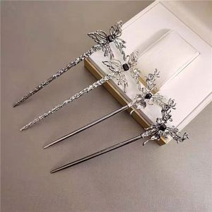 Épingles à cheveux papillon Y2K tendance pour femmes, pinces à cheveux en métal minimalistes irrégulières, accessoires pour chignon, coiffure pour filles - Product Image 1