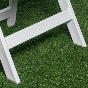 Sillas Plegables Blancas de Plástico Estilo Napoleón para Bodas, Eventos y Fiestas - Product Image 3