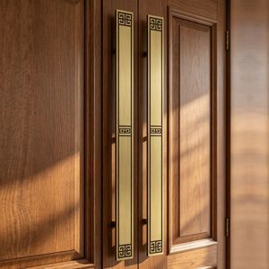 Oferta Especial: Manijas de Puerta Principales de Aluminio con Patrón Cuadrado Personalizado, Estilo Llave Griega, en Negro Bronce - Product Image 1