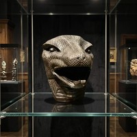 Tête de Cobra en Bronze Coulé Artisanal - Texture Écaille de Diamant, Pièce Personnalisable de Qualité Muséale, Sculpture en Bronze