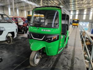 Tuk-Tuk Nuevo de Fábrica con Motor Trasero de 200cc y Alta Configuración, <span class=keywords><strong>Taxi</strong></span> de Pasajeros Multifuncional y Confortable - Product Image 5