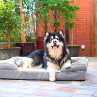 Canapé-lit pour chien personnalisé OEM, matelas pour animaux de compagnie en mousse à mémoire de forme avec soutien en forme de nid d'abeille, housse lavable avec fermeture éclair, pour usage intérieur
