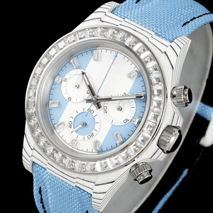Montre-bracelet chronographe NTPT en carbone blanc exceptionnelle, cadran bleu glace rond, diamants, montre de pilote pour homme, modèle Runway - Product Image 3