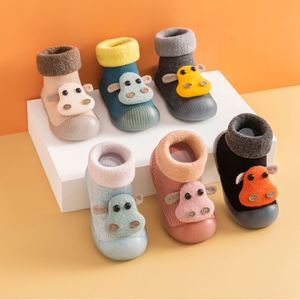Baby autunno e inverno Plus velluto morbido calzini da pavimento scarpe da bambino per interni antiscivolo antiscivolo calze scarpe - Product Image 2