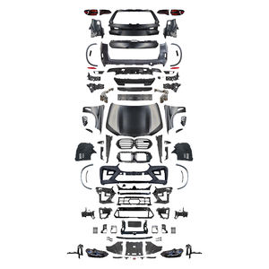 Kit Carrozzeria XT Upgrade per <span class=keywords><strong>BMW</strong></span> <span class=keywords><strong>X5</strong></span> E70 2008-2013 a G05 M-Tech 2023+: Griglia, Fari, Parafanghi, Fanali Posteriori, Cofano, Paraurti Anteriore e Posteriore, Bagagliaio - Product Image 1