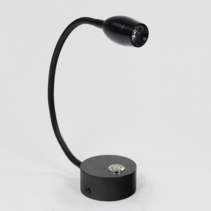 La lampe de lecture DC <span class=keywords><strong>12V</strong></span> <span class=keywords><strong>avec</strong></span> <span class=keywords><strong>port</strong></span> de charge <span class=keywords><strong>USB</strong></span> tourne la lumière RV à bras flexible à 360 degrés pour camping-car - Product Image 3