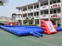 Terrain de volley-ball gonflable de grande piscine terrain de volley-ball d'eau gonflable court de tennis gonflable pour les jeux de sport