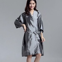 Cape de Coiffure Antistatique Imperméable Noire Coupe Slim Modèle Kimono K-2 pour Permanente et Coloration – Fournitures Professionnelles
