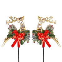 Lampes LED étanches en forme de rennes de Noël à piquer dans le sol, silhouettes de cerfs en métal pour la décoration de jardin et de pelouse en période des fêtes