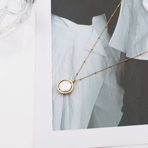 Vintage Style Baroque Pearl Necklace Gold Chain Clavicle Pendant Everyday Wear - Product Image 4