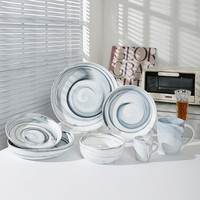 Vente en gros de vaisselle personnalisée OEM ODM assiettes de service rondes en porcelaine assiette plate en céramique à motif de marbre