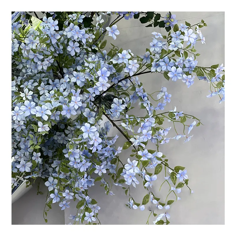 2023 nuevo estilo tela decorativa seda azul flores arreglo para boda
