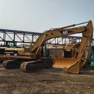 Excavadoras usadas CAT 320B/L de segunda mano Original CAT 320B/L Excavadoras sobre orugas Excavadoras Caterpillar usadas en stock Entrega rápida - Product Image 3