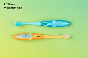 Factory Kids Toothbrush Soft PBT Cerdas com Padrão Bonito Plastic Handle Colorido Toothbrush Fornecedor para Bebês Caixa Embalada - Product Image 3
