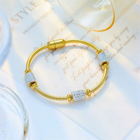 Bracelet en acier inoxydable entièrement serti de diamants pour femmes, plaqué or 18 carats, boucle magnétique, chaîne à maillons, bijoux