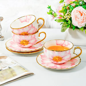 Offre Spéciale : Ensemble de Tasses à Café Européennes et Service à Thé de l'Après-midi – Céramique Haut de Gamme Exquise, Tasses et Soucoupes à Thé Rouge Anglais pour la Maison et le Bureau - Product Image 2