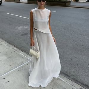 Nouvelle Collection Printemps : Ensemble Deux Pièces Décontracté en Lin 100% pour Femme – Chemise Ample et Jupe Trapèze en Lin à Taille Élastique - Product Image 1