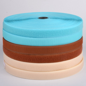 ตะขอเกี่ยวไนล่อนผสมสีเรืองแสงและอุปกรณ์เสริมม่านห่วงสำหรับโซฟาและรถยนต์ขนาด1.6-5ซม. - Product Image 1