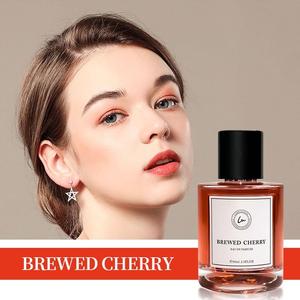 <span class=keywords><strong>น้ำหอม</strong></span>กลิ่นดอกไม้หรูหราสำหรับผู้หญิง กลิ่นหอมติดทนนาน พร้อมตัวเลือกโลโก้ที่ปรับแต่งได้ เหมาะสำหรับร้านค้าปลีกและร้านขายของขวัญ - Product Image 4