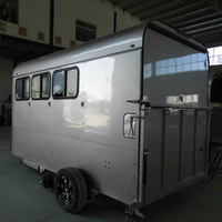 Remorque pour chevaux imperméable, antidérapante, avec plancher sur mesure