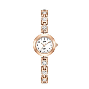 Montre-bracelet haut de gamme pour femmes, petite et exquise, à quartz, nouvelle montre étanche à bracelet fin en alliage - Product Image 4