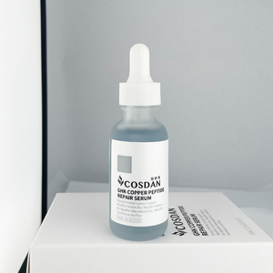 Sérum réparateur post-procédure au cuivre et aux peptides, essence raffermissante pour une élasticité accrue - Product Image 2