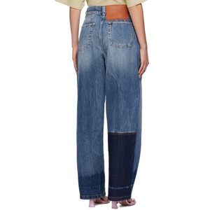 Vaqueros de mezclilla personalizados para mujer, azules deslavados, con parches en contraste, de pierna ancha, sin elasticidad, 100% algodón, con cierre de cremallera. - Product Image 2