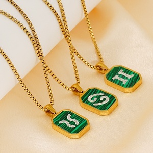 Collier zodiaque en malachite verte de luxe léger quotidien, plaqué or 18 carats, pendentif carré en acier inoxydable pour femmes, tendance, serti pavé - Product Image 2