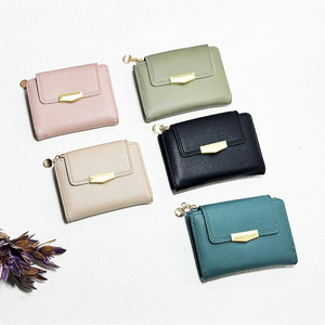 กระเป๋าสตางค์ใบเล็กลายหนังลิ้นจี่สำหรับผู้หญิงมีช่องใส่บัตรกระเป๋าสตางค์ขนาดเล็กน่ารักพับสามทบสำหรับเด็กผู้หญิง - Product Image 6