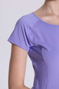 夏の女性用軽量アウトドア通気性ランニングスポーツ速乾性Tシャツ、通気性のある伸縮性のある半袖フィットネストップ - Product Image 3