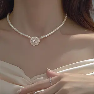 Bán Buôn Thiết Kế Sang Trọng Hoa Trà Vòng Cổ Ngọc Trai Của Phụ Nữ Chocker Cổ Điển Lãng Mạn Đồ Trang Sức Áo Len Chuỗi Trang Sức Phụ Kiện