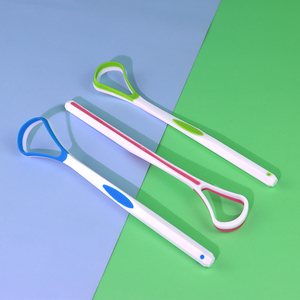 Raschietto per lingua in plastica con testa larga in silicone colorato per la pulizia della lingua - Product Image 4