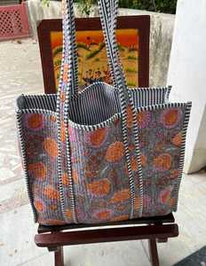 Bolsa de Mano Acolchada de Algodón con Estampado de Bloques, Duradera, Reutilizable, para Uso Diario, Viajes, Compras, Bolso de Hombro - Product Image 5